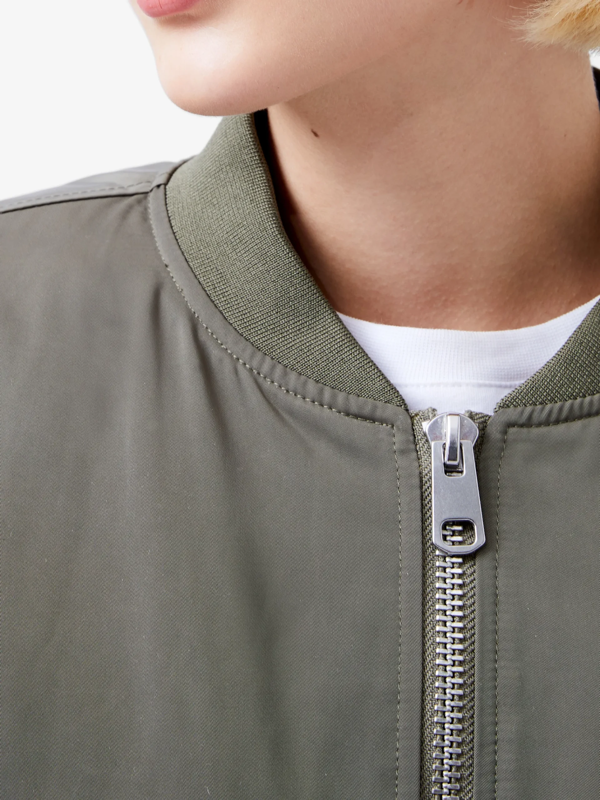 Behati Bomber Jacket