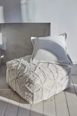 Dawn Tufted Pouffe