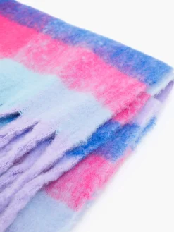 Fluffy Check Scarf