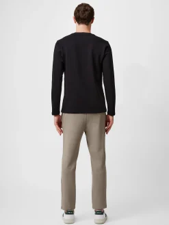 Long Sleeve Crew Neck Top