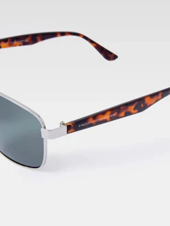 Metal Navigator Sunglasses