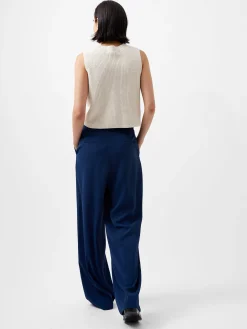 Mozart Knit Crew Neck Sleeveless Vest