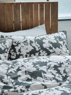 Nakuru Washed Cotton Bedding Set