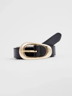 Oyster Buckle Belt